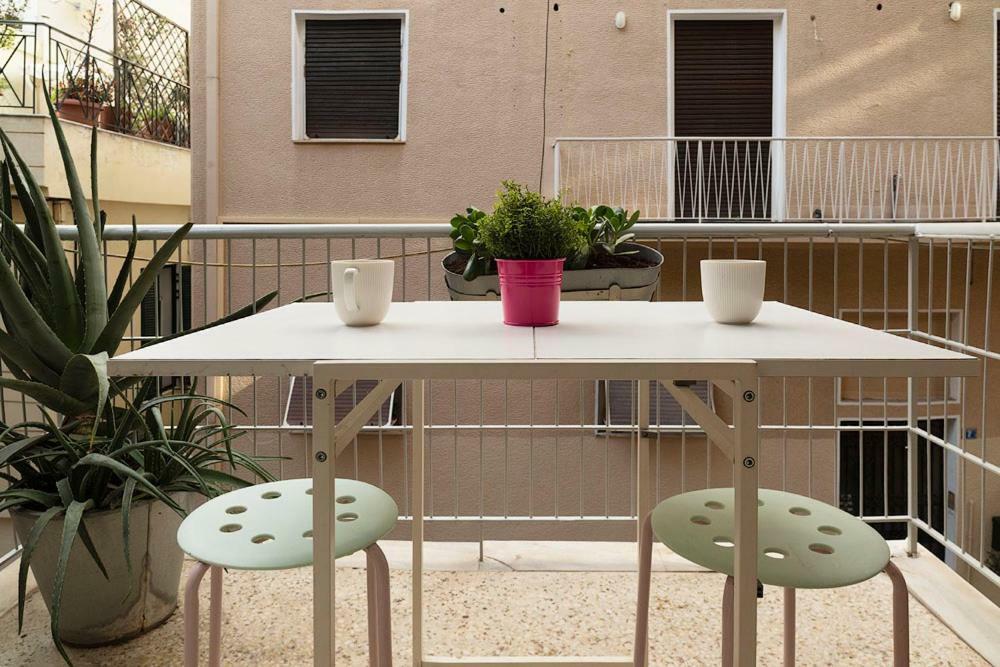 Vintage Apartment Next To Acropolis Museum 아테네 외부 사진