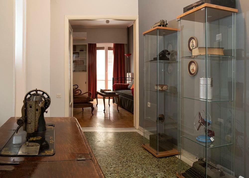 Vintage Apartment Next To Acropolis Museum 아테네 외부 사진